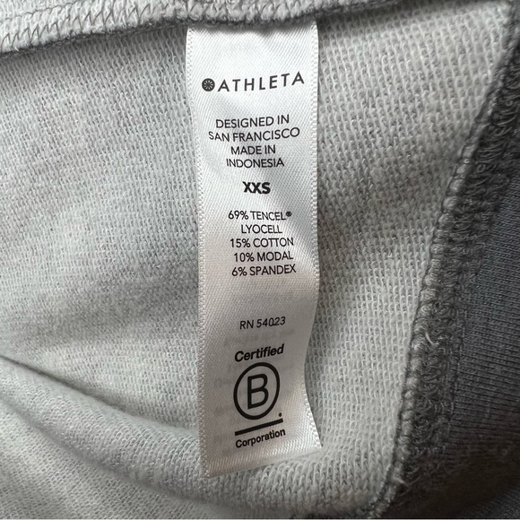 Athleta Women's Balance Pullover Sweatshirt Top Camo Lux Gray Size XXS XS Soft - Picture 6 of 8